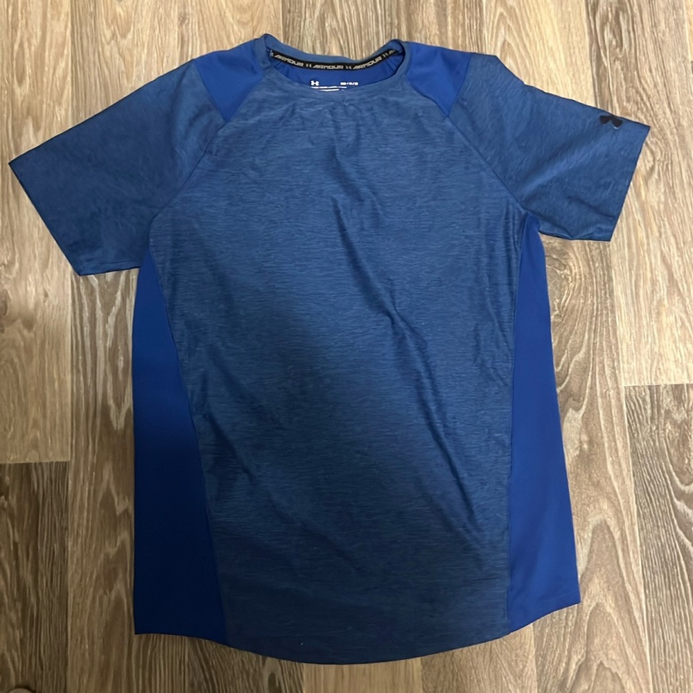Men’s Fitted Under Armour Tee